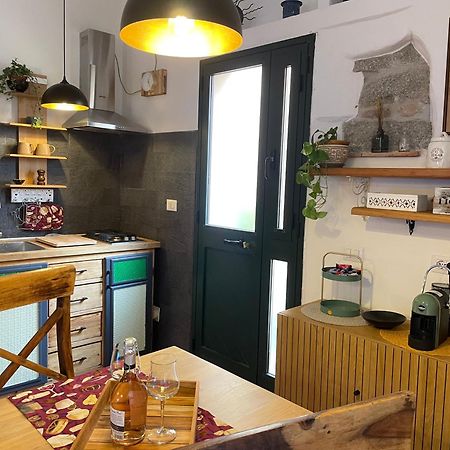 La Casetta Al Centro Di Olbia Kültér fotó